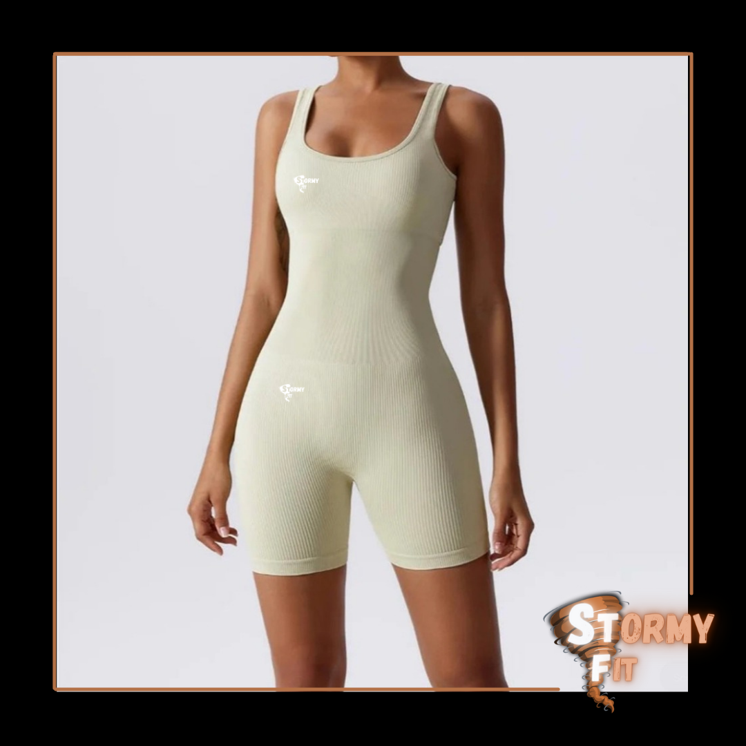 Karsyn one piece set strike