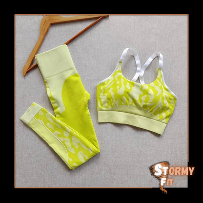 Ariella Set strike